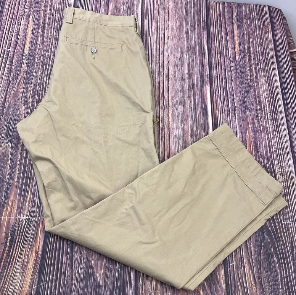 Duluth Trading Flex Ballroom Beige Khakis Mens Size 36x32 (Actual 36x32)